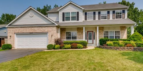 38305 Monarch Ln, Waukegan, IL 60087-1515