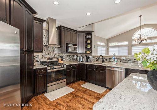 1425 Glenside Dr, Lemont IL  60490-5480 exterior