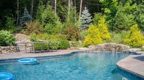 10 Boston Post Rd, Amherst, NH 03031-3236