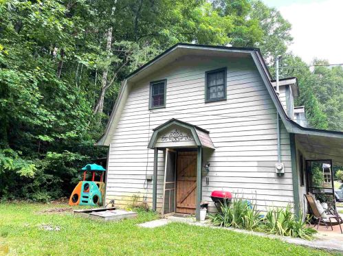 116 Humphrey Ln, Clayton, GA 30525-2834