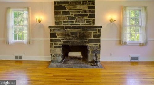 17 Wilburtha Rd, Trenton NJ 08628-2653 exterior