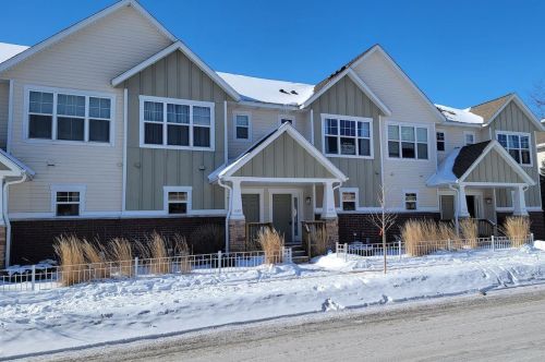 1091 Barclay St, Saint Paul MN  55106-1405 exterior