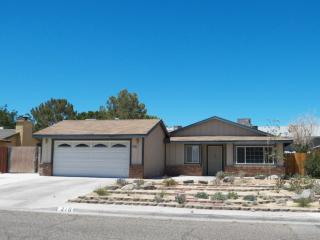 216 Hayden Ave, Ridgecrest, CA 93555-5301
