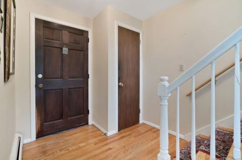 35 Tupelo Pl, Middletown, CT 06457-2038