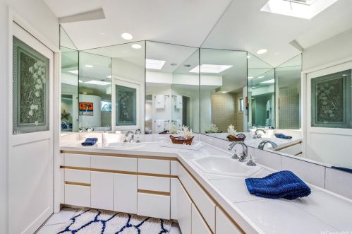 4777 Farmers Rd, Honolulu HI  96816-5444 exterior