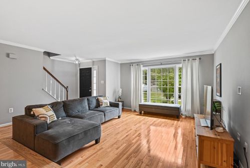 11760 Great Owl Cir, Herndon VA  20194-1169 exterior