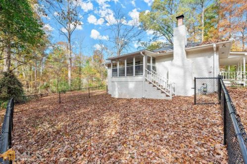 3271 Enon Rd, Atlanta GA  30349-1229 exterior