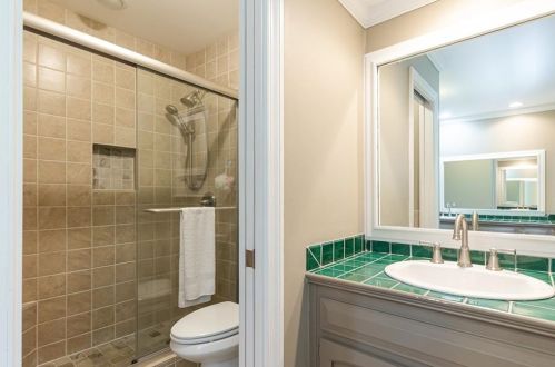675 Fair Oaks Mnr, Atlanta GA  30327-4364 exterior