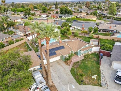 4310 Cecilia Ct, Riverside CA  92503-2711 exterior