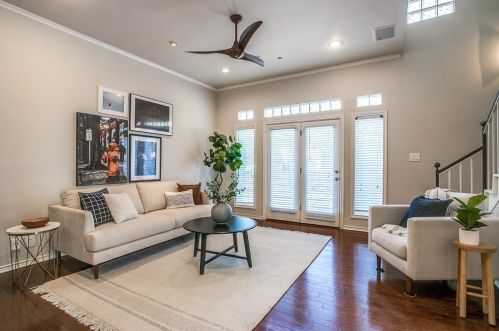 4040 Avondale Ave, Dallas, TX 75219-3050