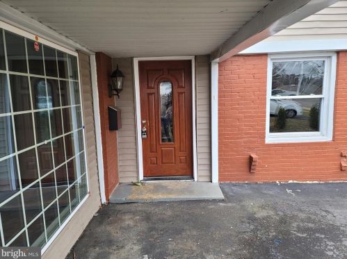 11 Pennypacker Dr, Willingboro, NJ 08046-2661