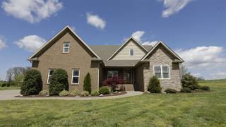 103 Bloomsbury Dr, Portland, TN 37148-2053