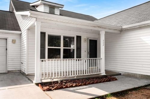 502 Kettletoft Ct, Stockbridge GA  30281-6485 exterior