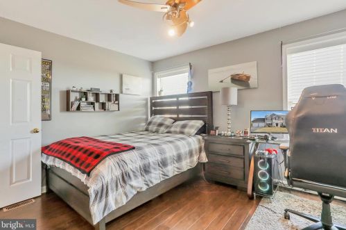 67 Tinning Ct, Hedgesville WV 25427-7367 exterior