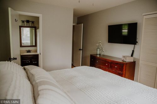 2182 Aztec Ln, Saint Paul MN  55120-1608 exterior