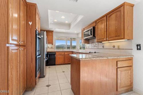 5292 Rural Ridge Cir, Anaheim CA  92807-4647 exterior