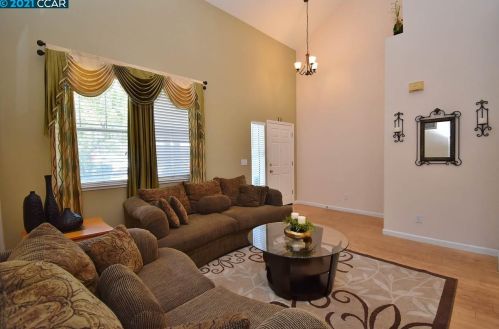 3 Trillium Ln, San Ramon, CA 94583-4178