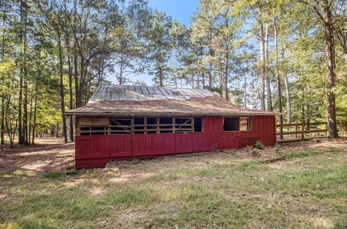 2225 Oglesby Bridge Rd, Conyers GA  30094-4221 exterior