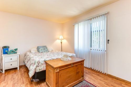 4890 Crest Ave, Riverside CA  92503-2942 exterior