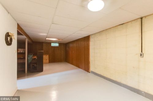 385 3rd Ave, Saint Paul MN  55112-7844 exterior