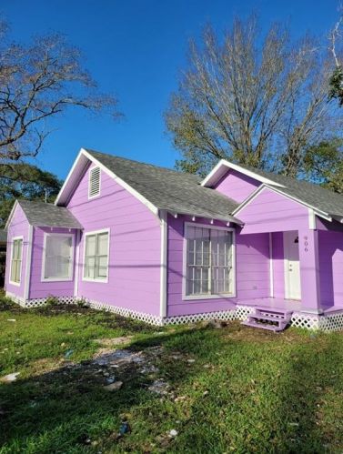 906 Fields St, Richmond TX  77469-2833 exterior