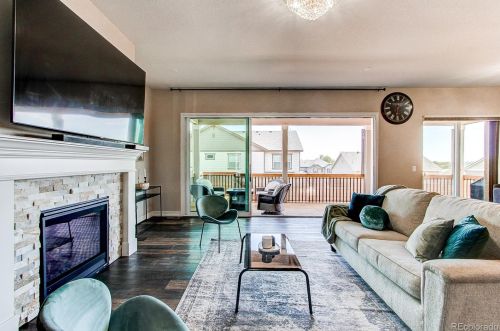 6550 Addison Way, Denver CO 80016-4162 exterior