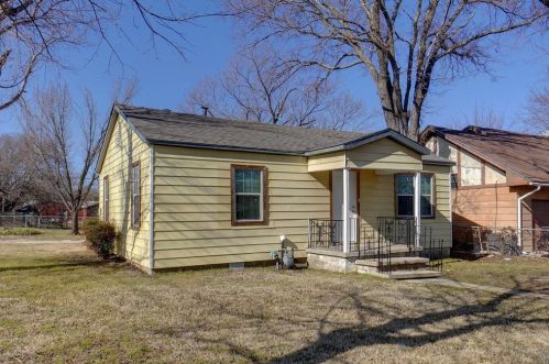 901 Ronald St, Fort Worth TX  76108-1127 exterior