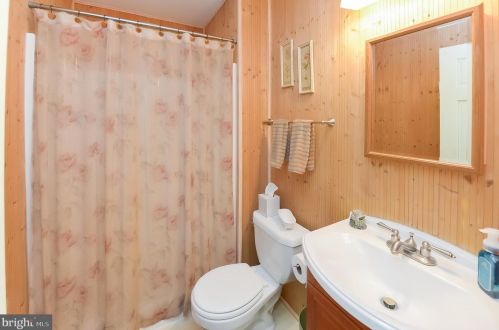 226 Nassau Dr, Haddonfield NJ exterior