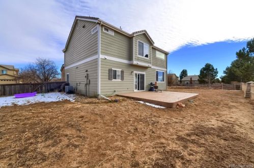 19312 58 Pl, Denver CO 80019-2027 exterior