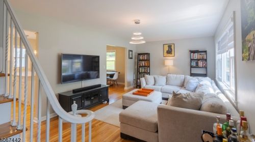 1 Buckingham Rd, Town Center, NJ 07052-1188