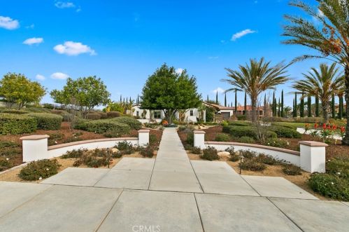 1769 Green Orchard Pl, Riverside CA  92508-8746 exterior