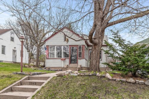 2543 Buchanan St, Minneapolis MN  55418-3821 exterior