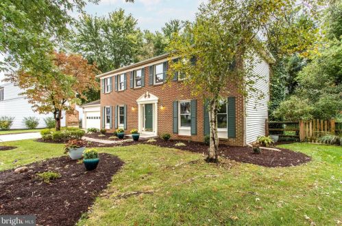 20055 Great Falls Forest Dr, Great Falls, VA 22066-4237