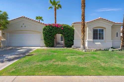 79902 Barcelona Dr, La Quinta, CA 92253-8810