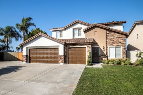 5261 Palmera Dr, Oceanside, CA 92056-2117