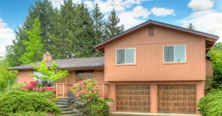 1566 Woodland Dr, Ashland, OR 97520-3491