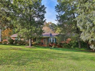 514 Tripolis St, Concord, NC 28025-9095