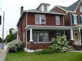 501 Hanover St, Carlisle PA  17013-1932 exterior