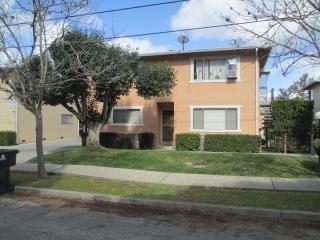64 Evandale Ave, Mountain View CA  94043-2039 exterior