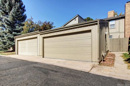 8123 Phillips Cir, Englewood CO 80112-3254 exterior