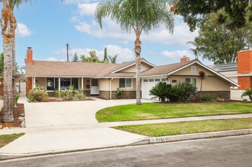 3101 Copa De Oro Dr, Los Alamitos, CA 90720-4827