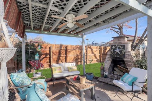 408 Highland Park Dr, Irving TX  75061-6742 exterior