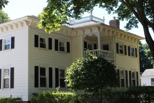 1 Cherry St, Warren, RI 02885-3504