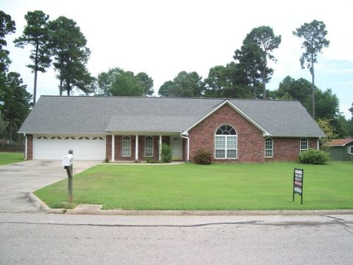 408 19th St, Hope, AR 71801-8309