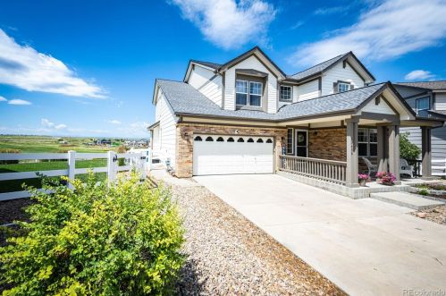 23656 Mississippi Cir, Aurora, CO 80018-6111