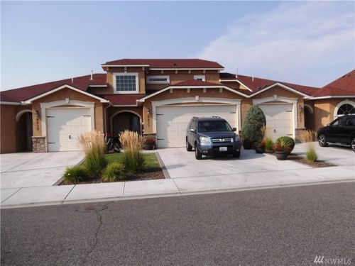 9411 Vincenzo Dr, Pasco, WA 99301-5189