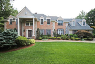 70 Westview Rd, Wayne, NJ 07470-6233