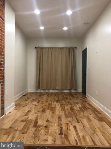 1706 Marshall St, Philadelphia, PA 19122-2924