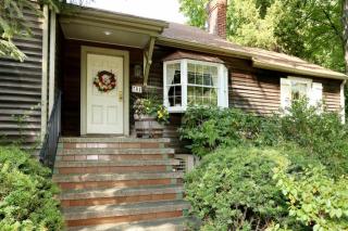 701 Mountain Ave, Wyckoff, NJ 07481-1046