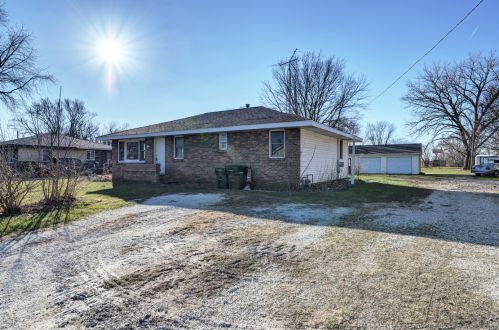 510 Van Horn St, Godley, IL 60407-8000